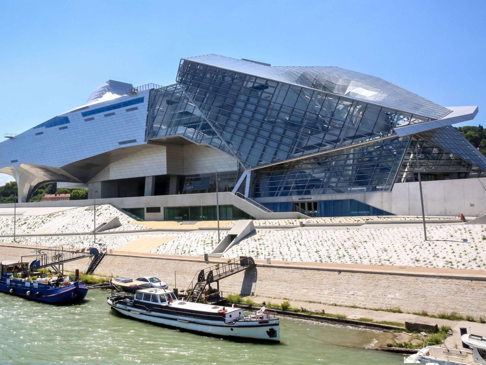 Ibis Budget Lyon Centre Confluence Exterior foto