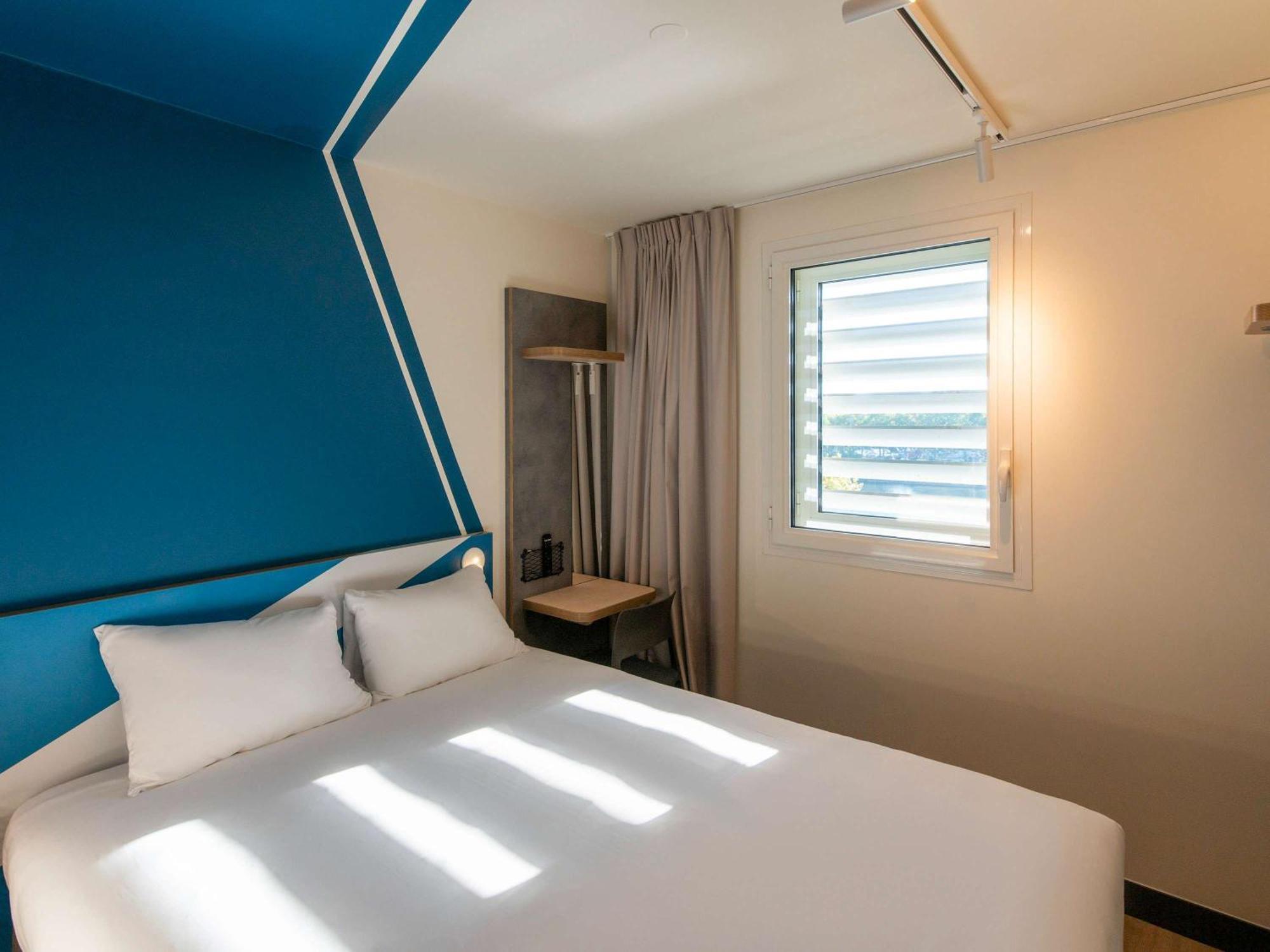Ibis Budget Lyon Centre Confluence Exterior foto