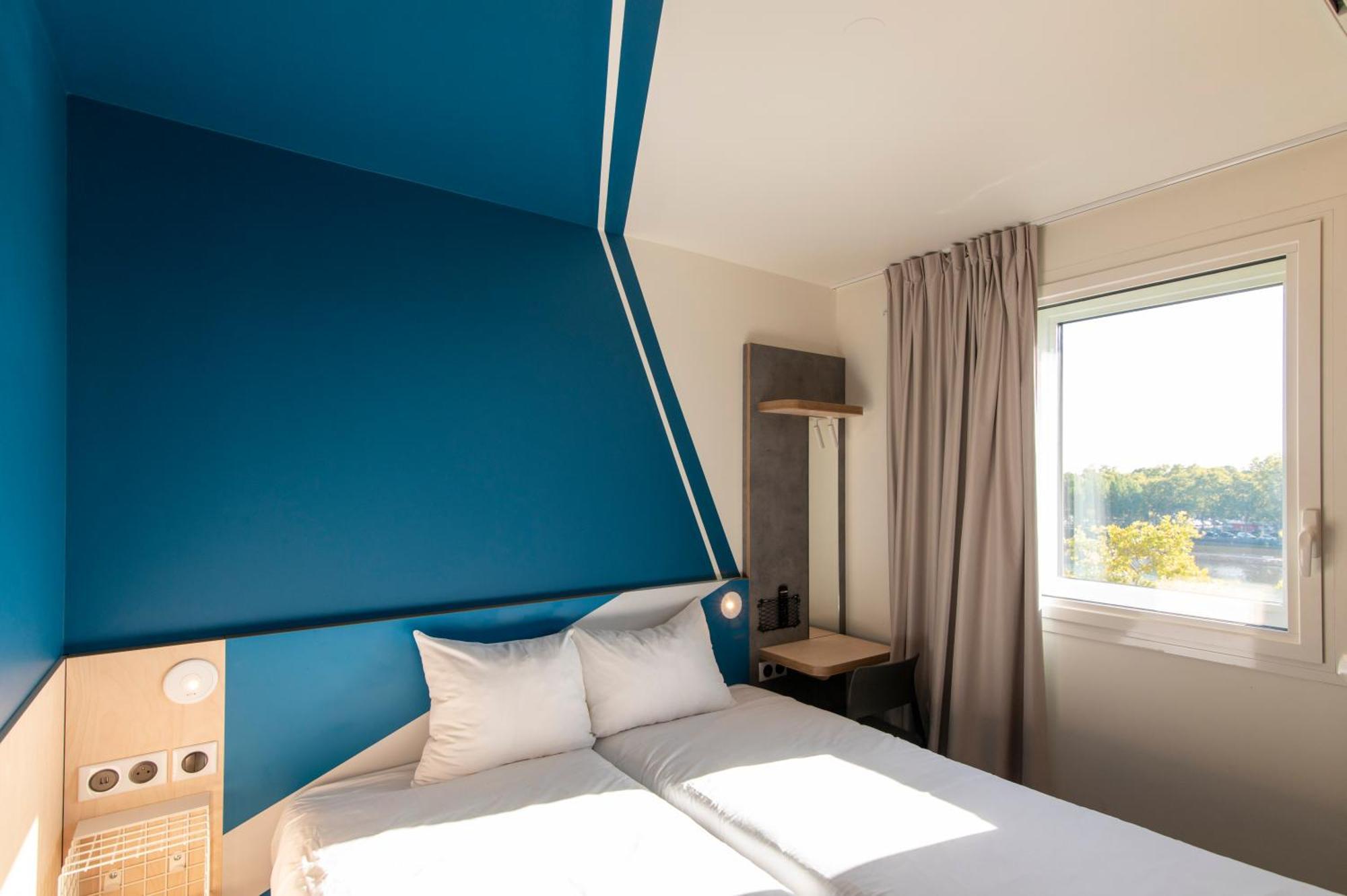 Ibis Budget Lyon Centre Confluence Exterior foto