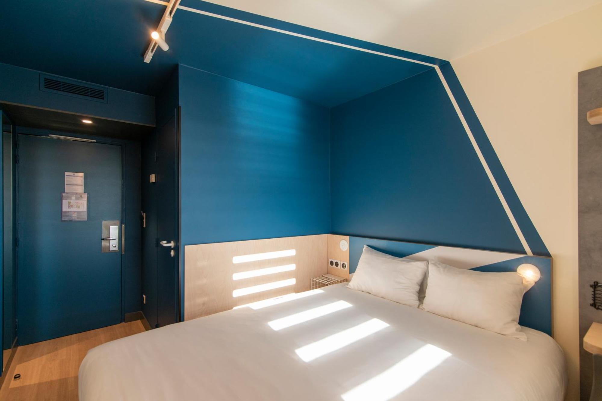 Ibis Budget Lyon Centre Confluence Exterior foto