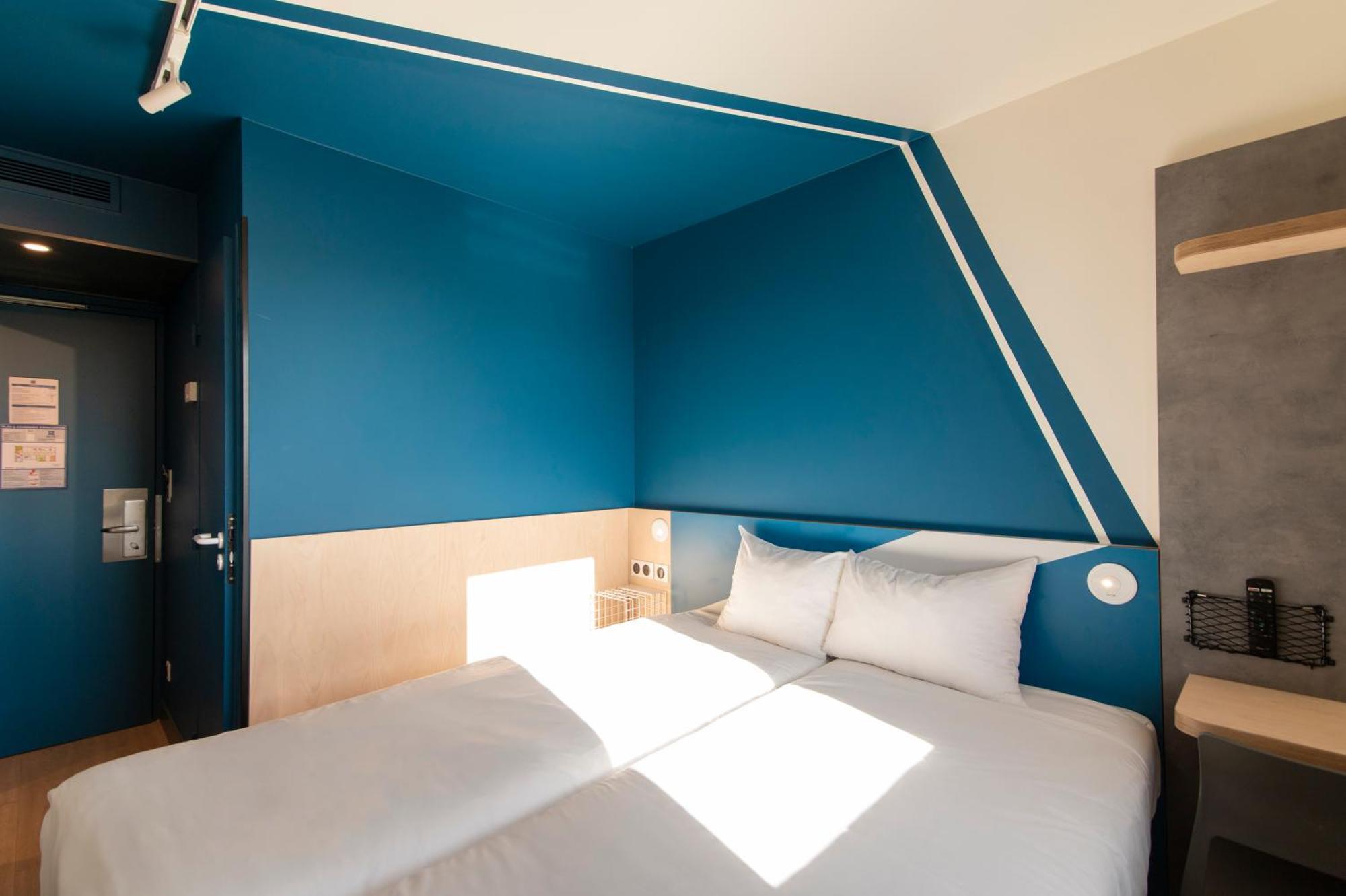 Ibis Budget Lyon Centre Confluence Exterior foto