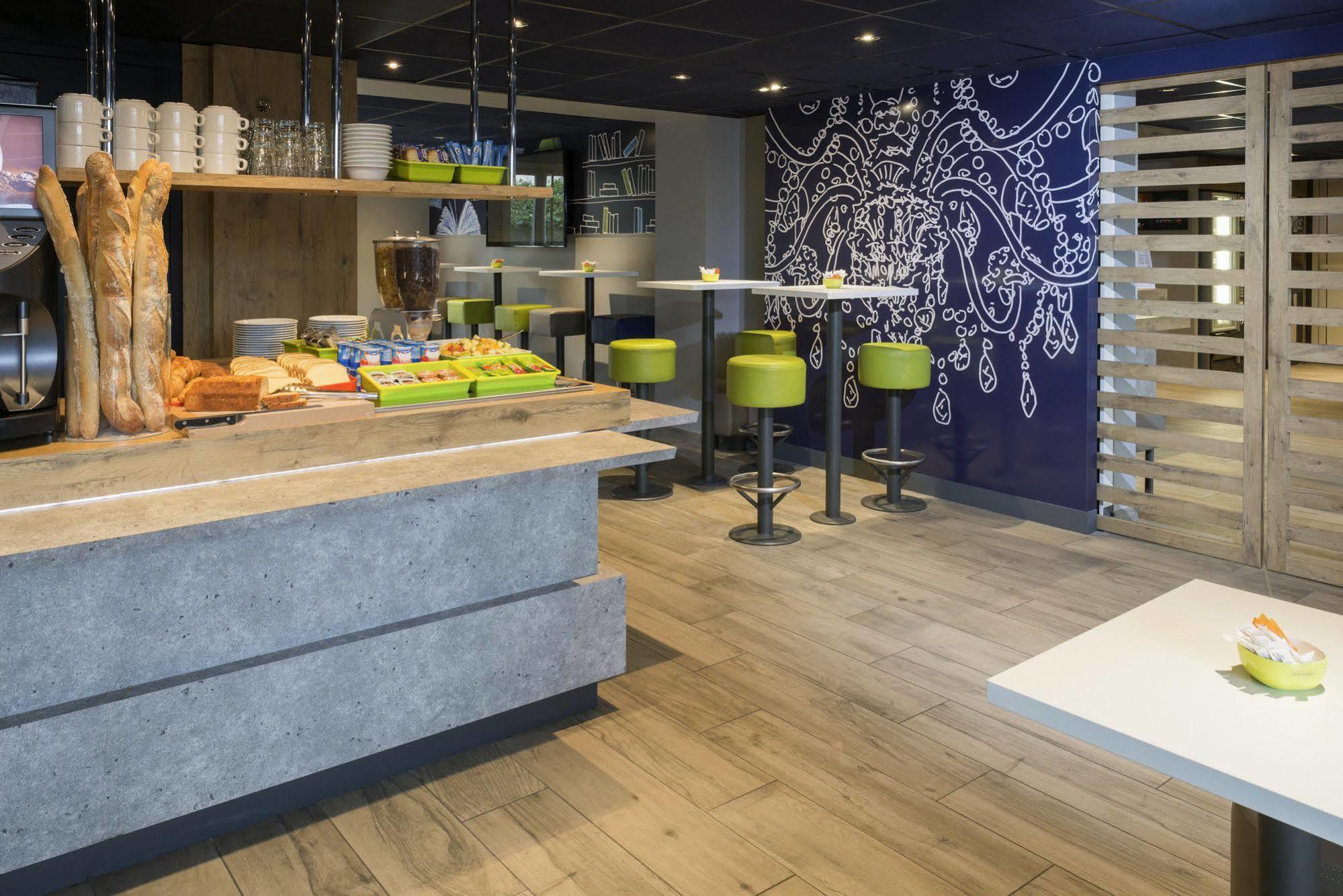 Ibis Budget Lyon Centre Confluence Exterior foto